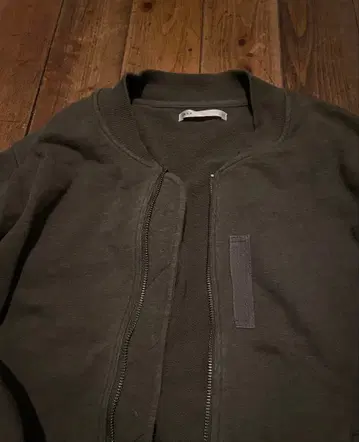 ikka ma-1 맨투맨 올리브 used 구제 의류