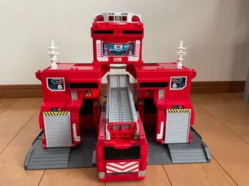 토미카 변형 출동 빅 파이어 명령어 스테이션