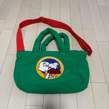 PEANUTS 스누피 핸드백 그린
