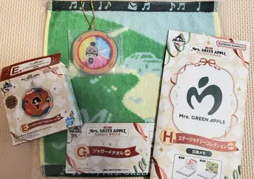 미세스 제일복권 와카이 아크릴 참 & 타월 & 입체 메모 3종 세트