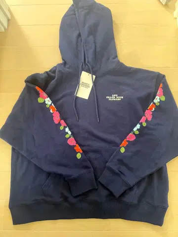 새상품 로데오 크라운 꽃무늬 네이비 후드티