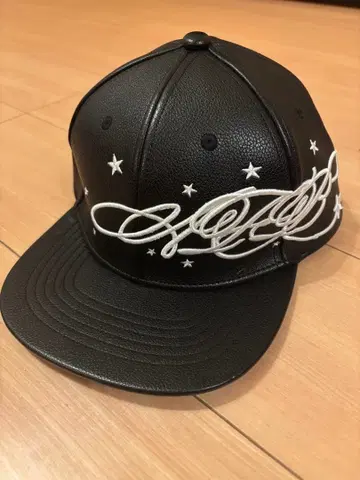새상품 시착만 한 상품 afb SIGNATURE 캡 가죽캡