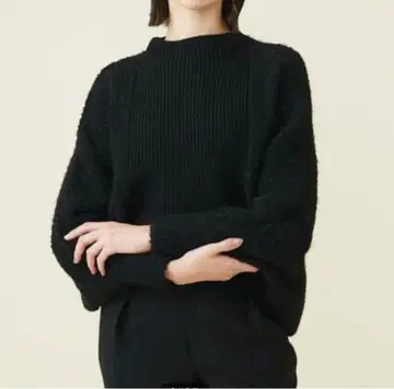 Sybilla 시빌라 루프얀 돌먼 니트 풀오버 M