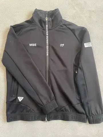 MASTER BUNNY EDITION 블랙 자켓 사이즈 1