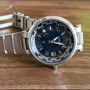 한정판 CITIZEN 시티즌 크로스씨 해피 플라이트 솔라 전파 시계