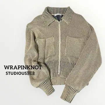 WRAPINKNOT [ STUDIOUS 별주 ] 지퍼 크롭 상의
