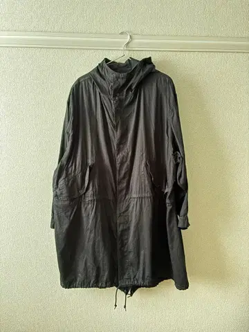 베리테쾨르 블랙 후디 코트