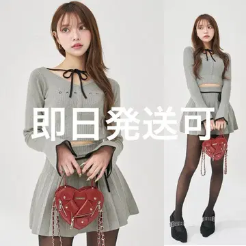 다리치 허리 오픈 리본 디자인 니트 미니 원피스