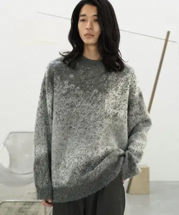 WYM 그레이 그라데이션 니트