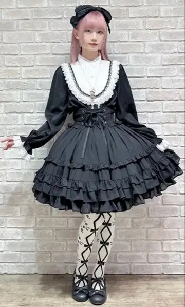 axes femme Chalmiere 레이스업 프릴 스커트 (블랙)