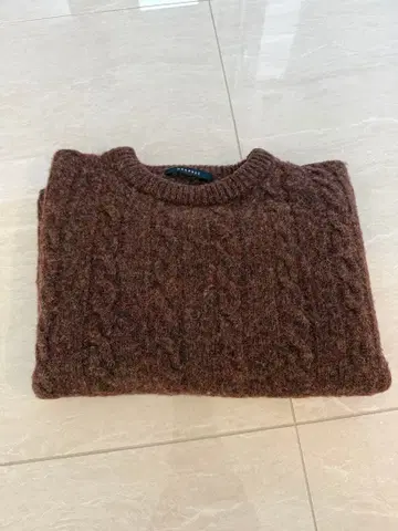 MACPHEE 브라운 케이블 니트 스웨터 긴팔