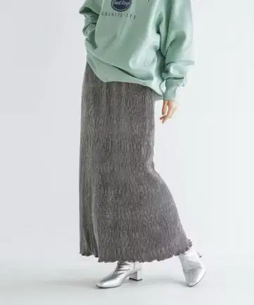 로리즈팜 샤이니 벨로아 타이트 스커트