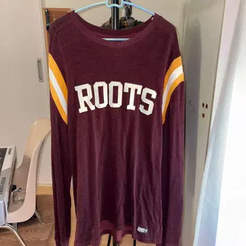 Roots Canada 풋볼 T셔츠 (73 / ROOTS 로고)
