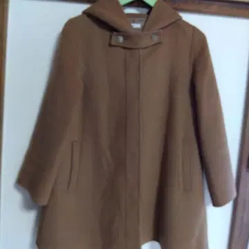 이에나 판초 숏코트 울 캐시미어 혼방 후드 라이트 브라운