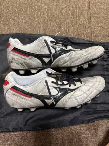 미즈노 모렐리아 축구 스파이크 27.5cm