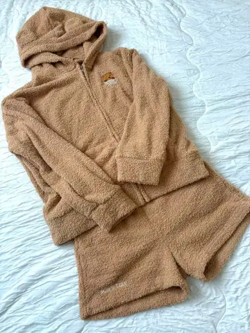 USJ 미니언즈 밥 팀 후드 부착 룸웨어 세트 M 사이즈