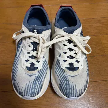 HOKA ONE ONE 러닝화 화이트/네이비/레드