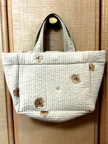 [ 새상품 ] 한국 이불 누비백 토트백 푸들 강아지 패턴 베이지