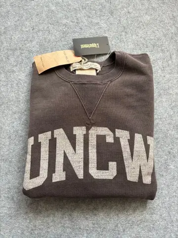 라빠르망 별주 REMI RELIEF 레미 레리프 UNCW SWEAT