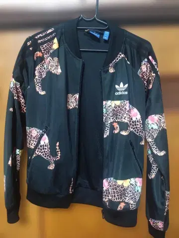 adidas 레오파드 무늬 저지 The Farm Company