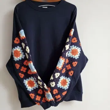 니코앤드 nikoand - 크로셰 콤비 풀오버 네이비 L