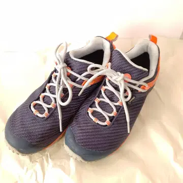 새상품급 머렐 카멜레온 7 스톰 고어텍스 25cm 스니커즈 신발