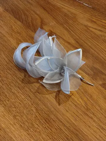 쉬폰 꽃 모양 브로치 코사지