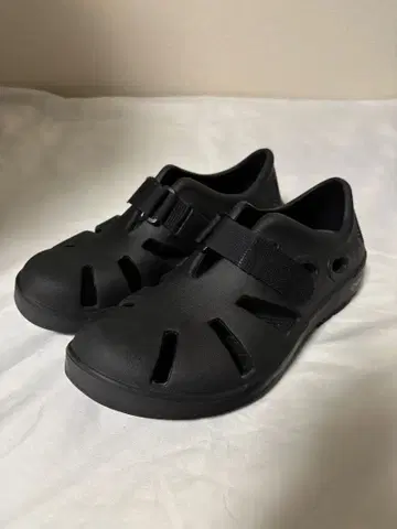 OOFOS 우캔두 리커버리 샌들 블랙 41