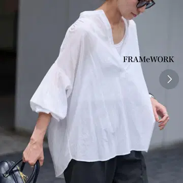 프레임워크 화이트 벌룬 슬리브 셔츠