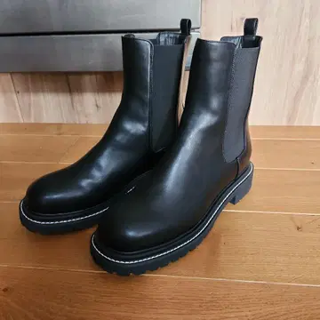 블랙 사이드 고어 부츠 가죽