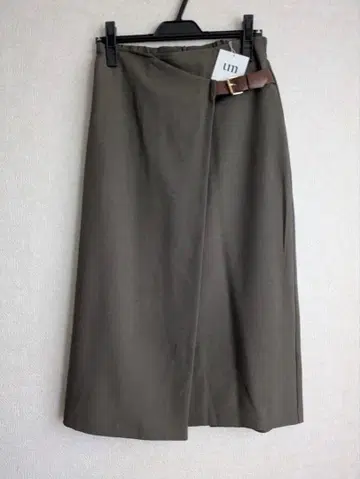 UNE MANSION 스커트