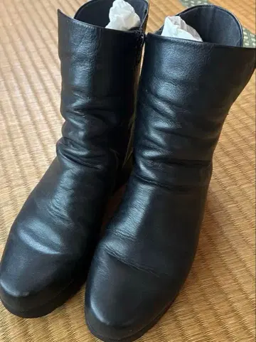 블랙 가죽 부츠 23cm