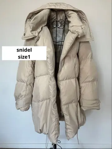 SNIDEL 스나이델 Sustaina 미들 다운 SWFC215001