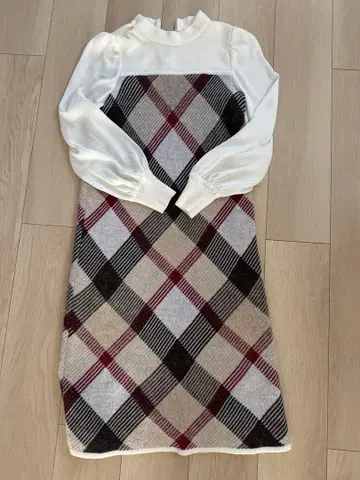 블루 라벨 bluelabel 원피스 긴팔 화이트 시착만 한 상품