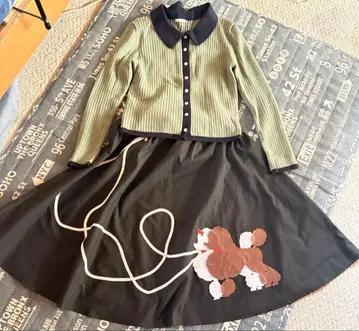 푸들 스커트, 가디건 세트