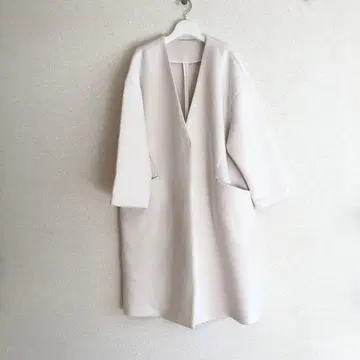 로페 롱 코트 화이트 38