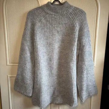 COS 하이넥 니트 그레이