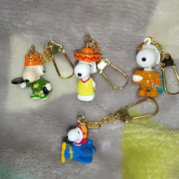 스누피 키링 4개 세트