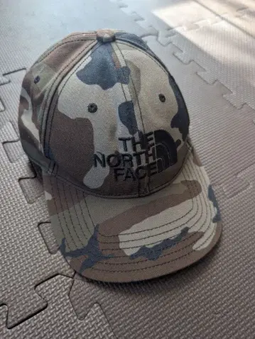 THE NORTH FACE 카모플라쥬 캡