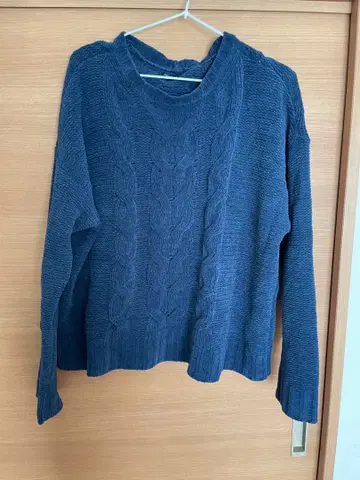 American Eagle 네이비 긴팔 니트