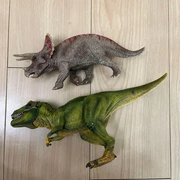 공룡 피규어 세트 트리케라톱스 티라노사우루스