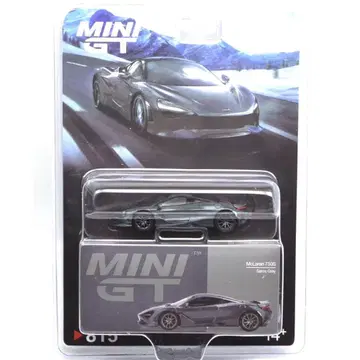 맥라렌 F750S (사로스 그레이) 체이스카