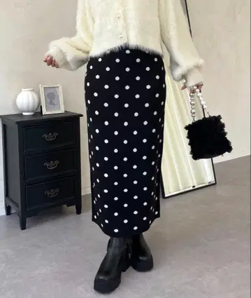 [새상품] prose verse 도트 스커트