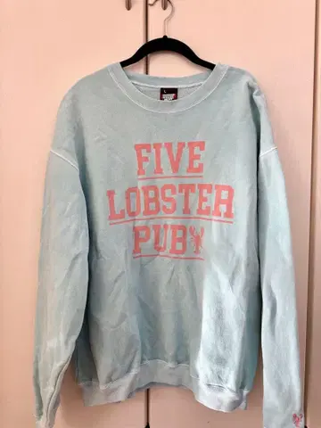 파이브 랍스터 펍 스카이블루 맨투맨