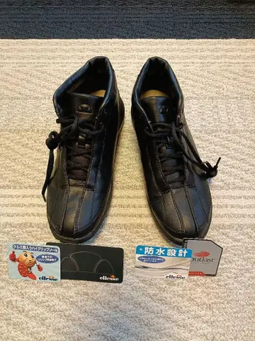 ellesse 블랙 스니커즈 Outlast