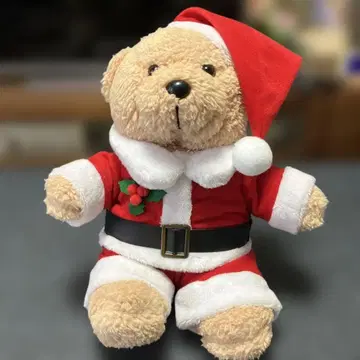 산타클로스 의상의 곰 봉제 인형