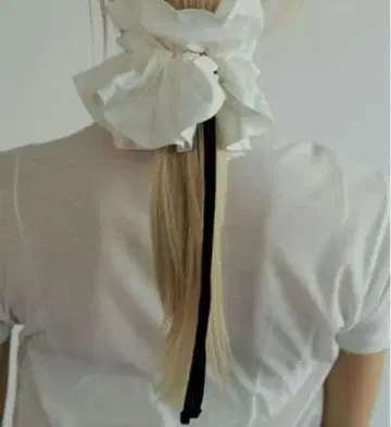 ANUKE 벨루어 리본 슈슈 화이트