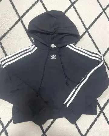 adidas 여성용 후드티 맨투맨 숏 기장 S 사이즈