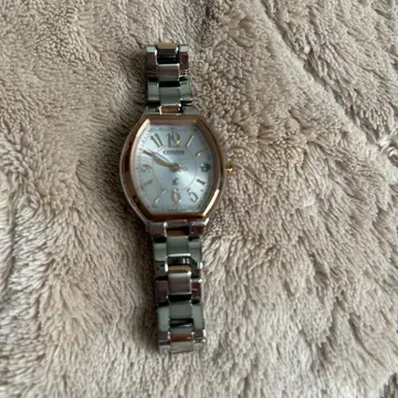 정상 작동 중 CITIZEN XC 여성용 아날로그 시계