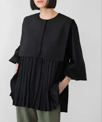 새상품급 ELFRANK 세일러 카라 도킹 플리츠 블라우스 블랙